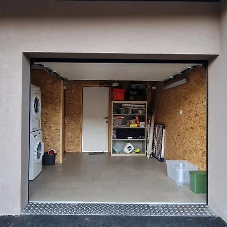 Moderne Et Calme Avec Local Separe Pour Skis Et Velos 펜션 코르니몽