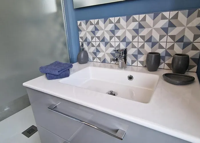 펜션 Moderne Et Calme Avec Local Separe Pour Skis Et Velos *