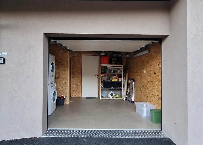 Moderne Et Calme Avec Local Separe Pour Skis Et Velos 펜션 코르니몽